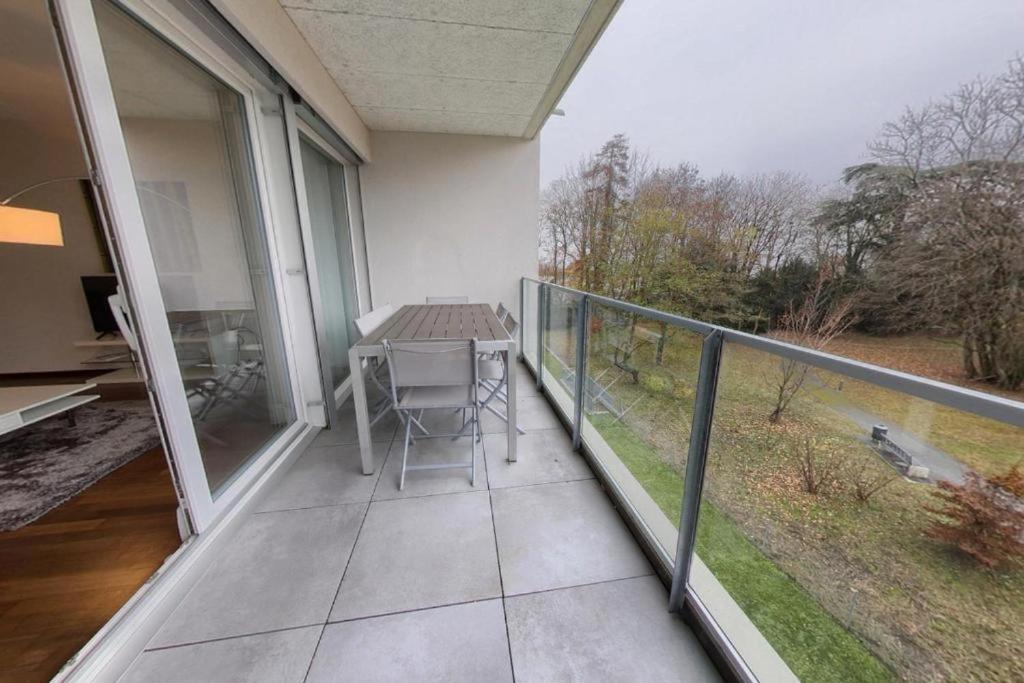 Relax And Recharge By The Lake! Modern Morges Apartments, Ap26 Bagian luar foto